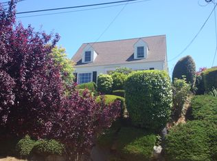 2824 29th Ave W, Seattle, WA 98199