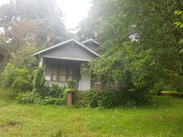 109 Wright St SE, Milledgeville, GA 31061