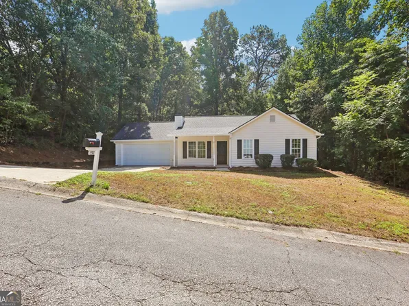 5511 Pond Mill Ct, Flowery Branch, GA 30542