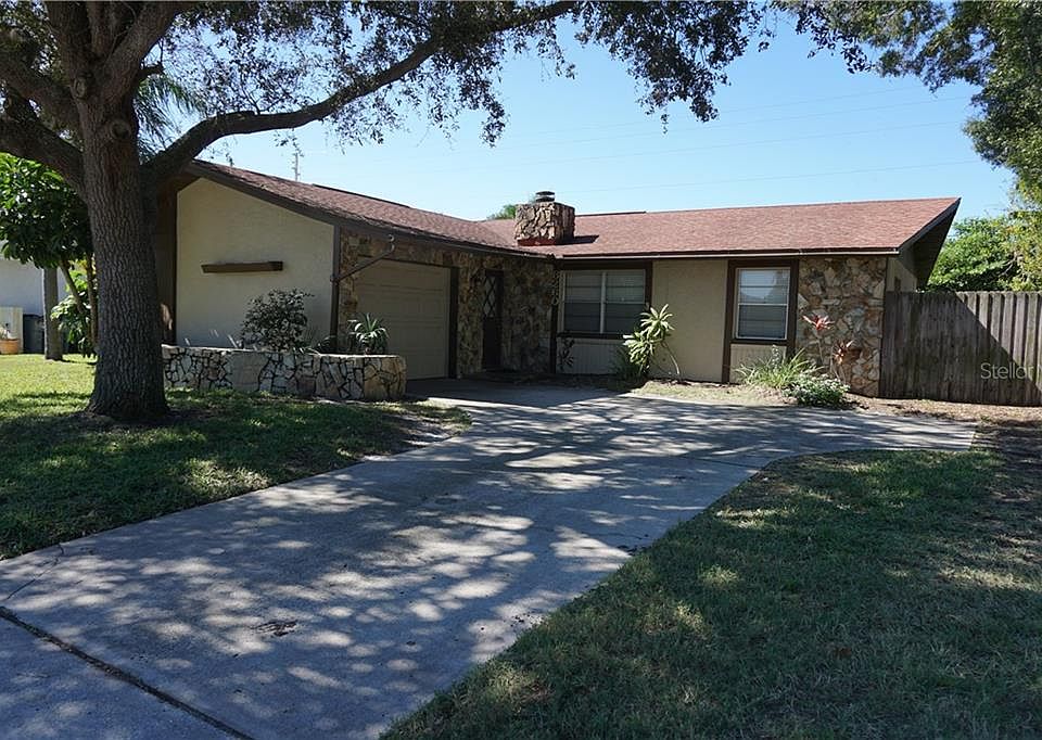 1st image of 8260 129th Ln N