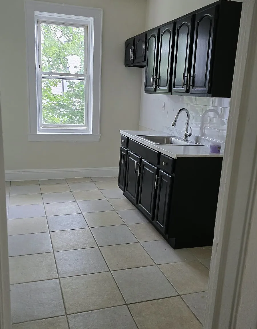 1 bed, $1,650 — Photo 3