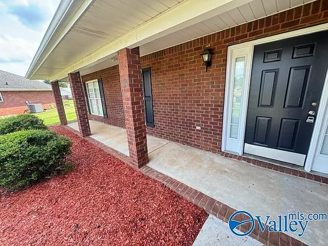 263 Shadow Ct SW — Photo 3