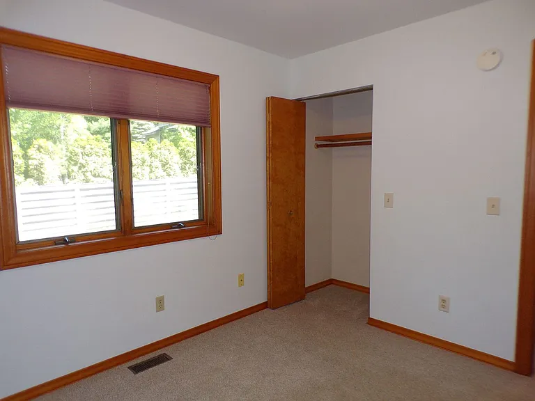 4015 Holiday North Ct — Photo 21