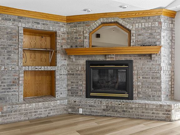 5th image of 9941 Forest Chapel Rd