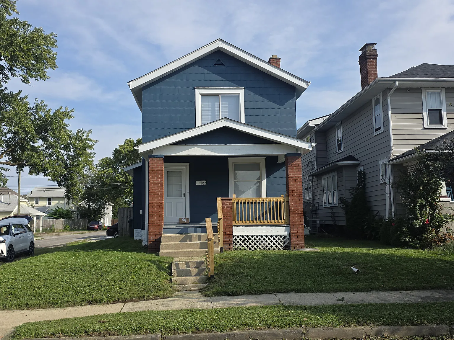 2 bed, 1.5 bath, 1148 sqft, $1,350 — Photo 2