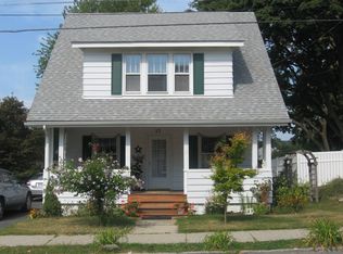15 Sunnyside Ave, Middletown, NY 10940