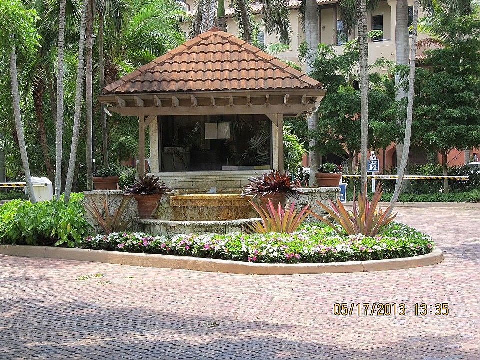 1st image of 6208 Paradise Point Dr