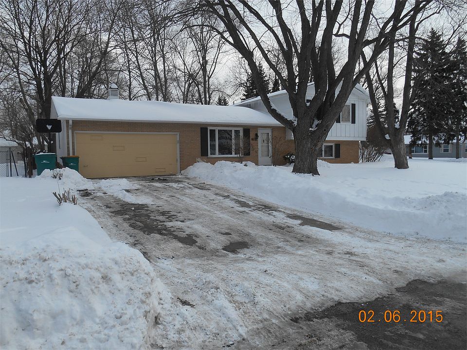 1st image of 355 Hazelwood Dr