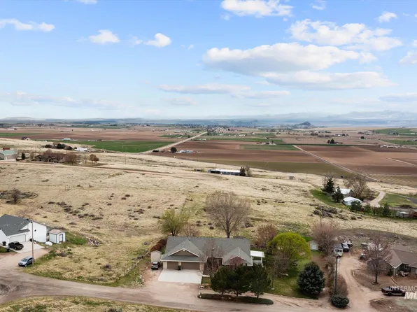 7096 Big Foot Rd, Melba, ID 83641