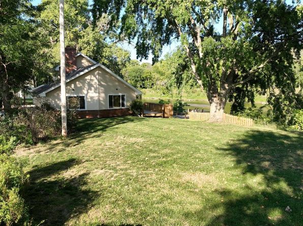 23506 F Plz #18, Waterloo, NE 68069