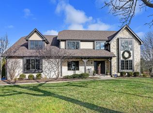 5 Hunter Ct, Burr Ridge, IL 60527