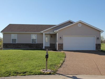 200 Hunters Chase St, Winfield, MO, 63389