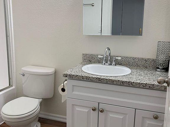4th image of 845 W Beach Ave APT 17