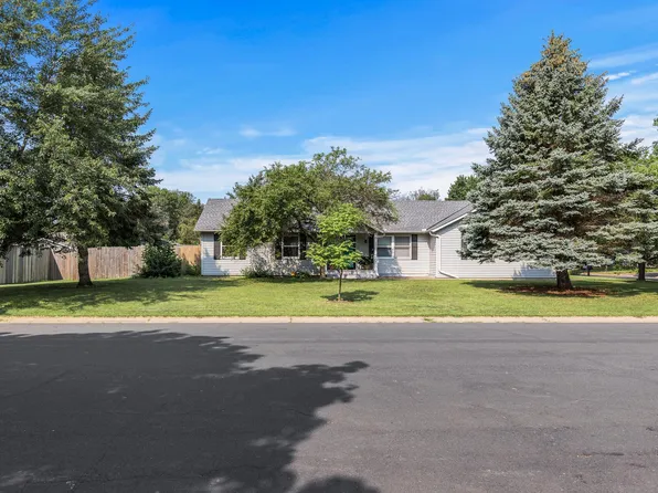 791 N Winter St, River Falls, WI 54022