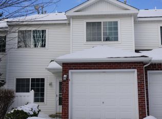 1177 Havenview Dr, Shakopee, MN 55379