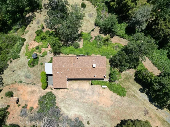 19953 Bear Ridge Rd, Grass Valley, CA 95949