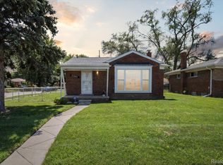 23901 W Chicago Rd, Redford, MI 48239