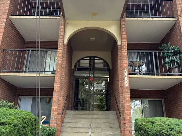 3362 Woodburn Rd APT 31, Annandale, VA 22003
