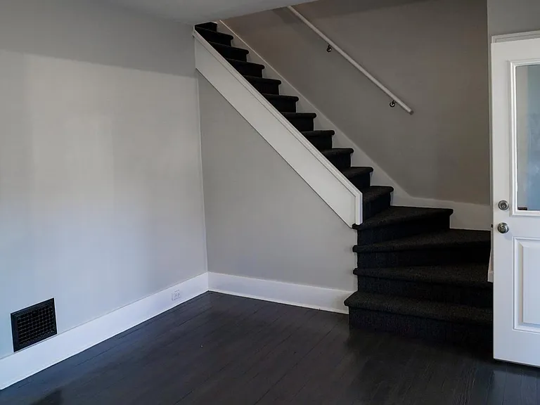 112 N 5th Ave — Photo 4