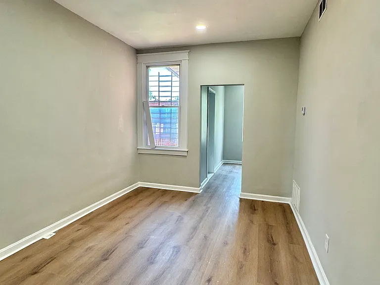 2547 Park Heights Ter #2 — Photo 7