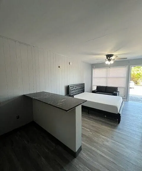 401 Smith St #A3 — Photo 3