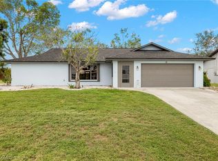 20 NE 9th Ct, Cape Coral, FL 33909