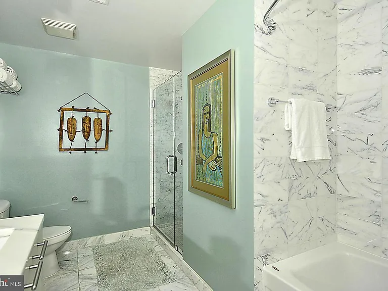 2001 15th St N #1209 — Photo 6