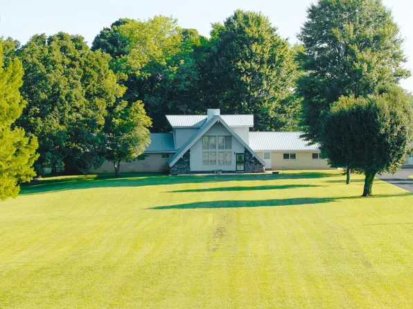 2385 Hyndsver Rd, Martin, TN 38237
