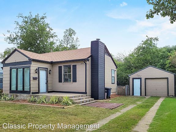 3rd image of 2504 Halloran St