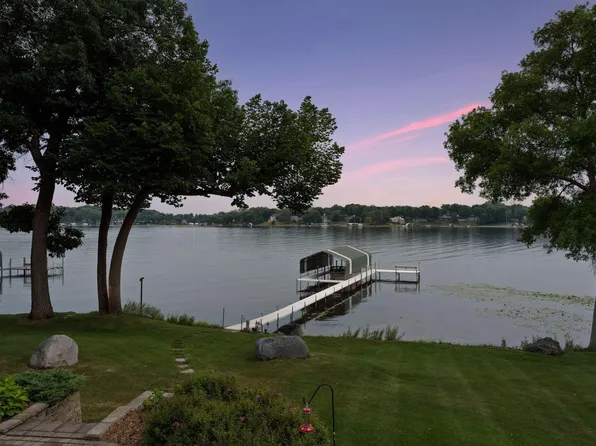 2509 Kelly Ave, Excelsior, MN 55331