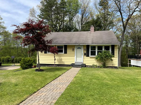 459 Wendy Way, Franklin, PA 16323