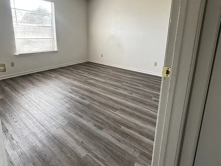 4801 Rainbow Cir #2 — Photo 8