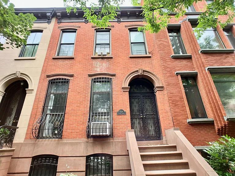 364 Pacific St #2 — Photo 1