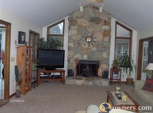 2137 Peach St, Champaign, IL 61820