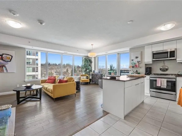 63 Arthur St S #612, Guelph, ON N1E 0A8