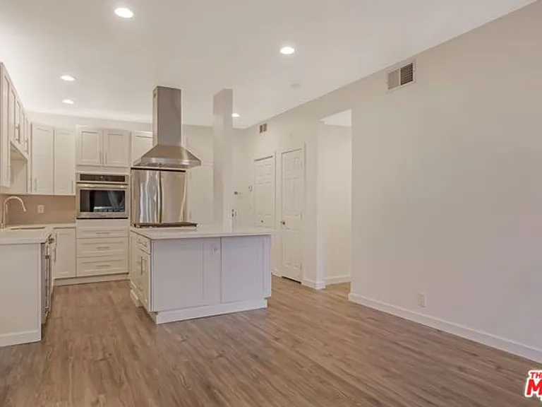 8675 Falmouth Ave #118 — Photo 6