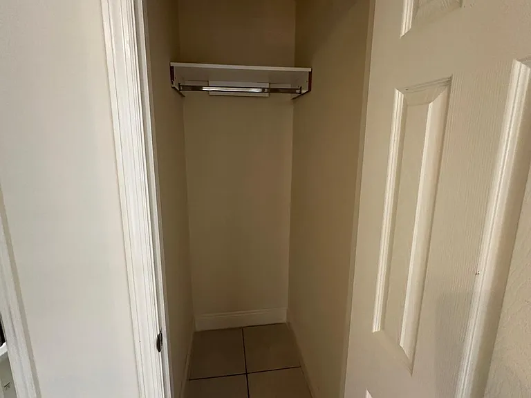 145 SW 15th Ave #204 — Photo 9