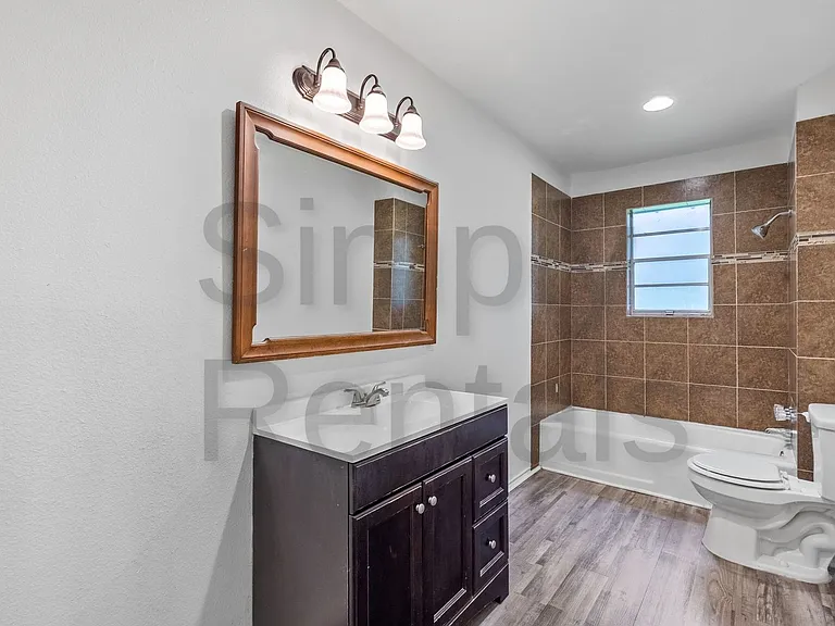 705 Plano St — Photo 26