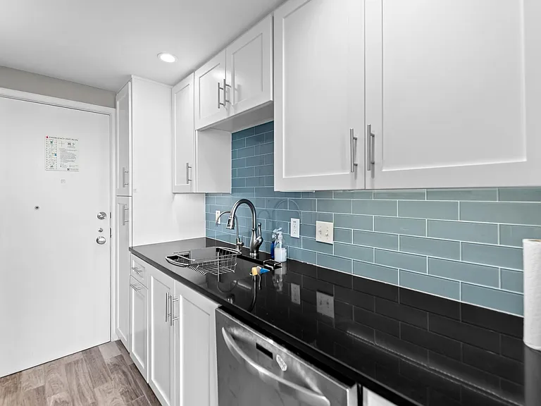 1801 Lavaca St #4C — Photo 20