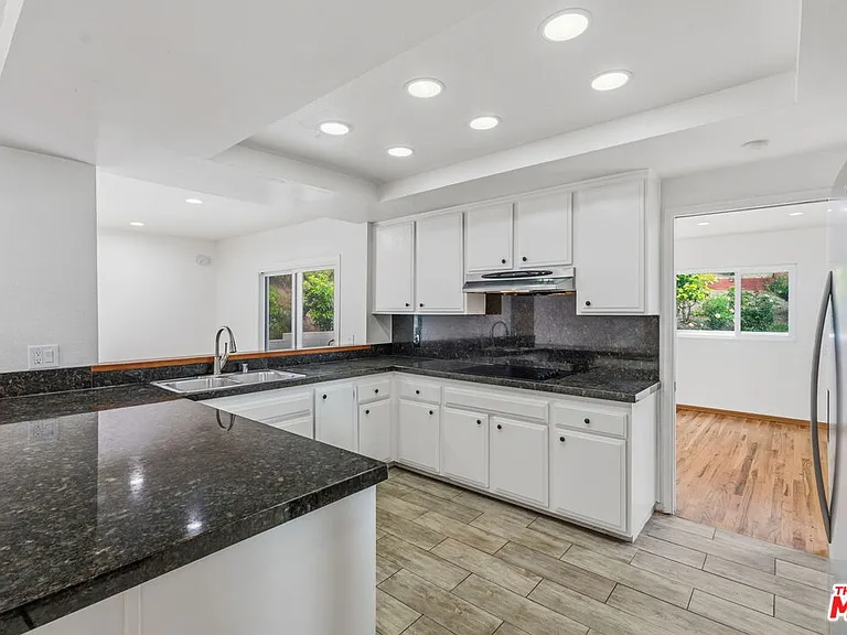 17265 Avenida De La Herradura — Photo 14