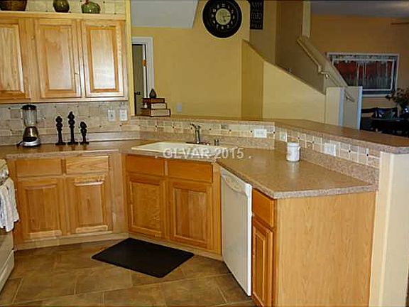 5th image of 8785 Traveling Breeze Ave