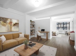 307 E 44th St APT 422, New York, NY 10017