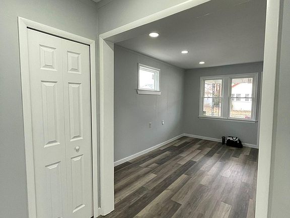 5th image of 21826 Nevada Ave