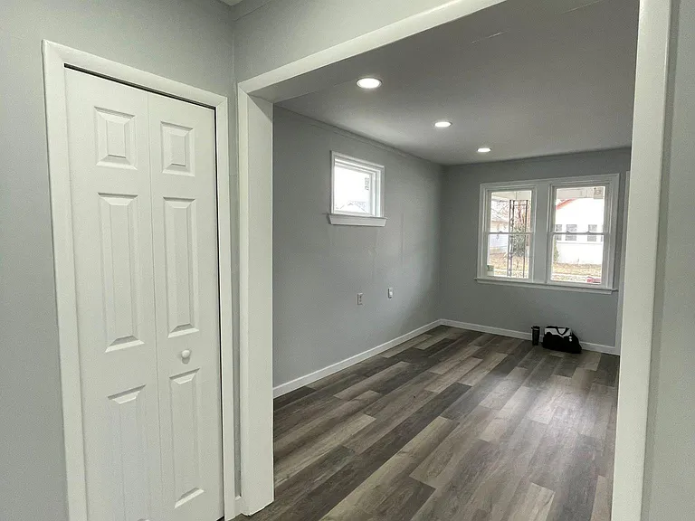 21826 Nevada Ave — Photo 5
