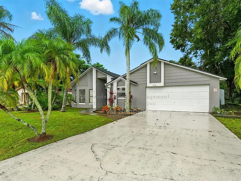 714 Caribou Dr #1 — Photo 3