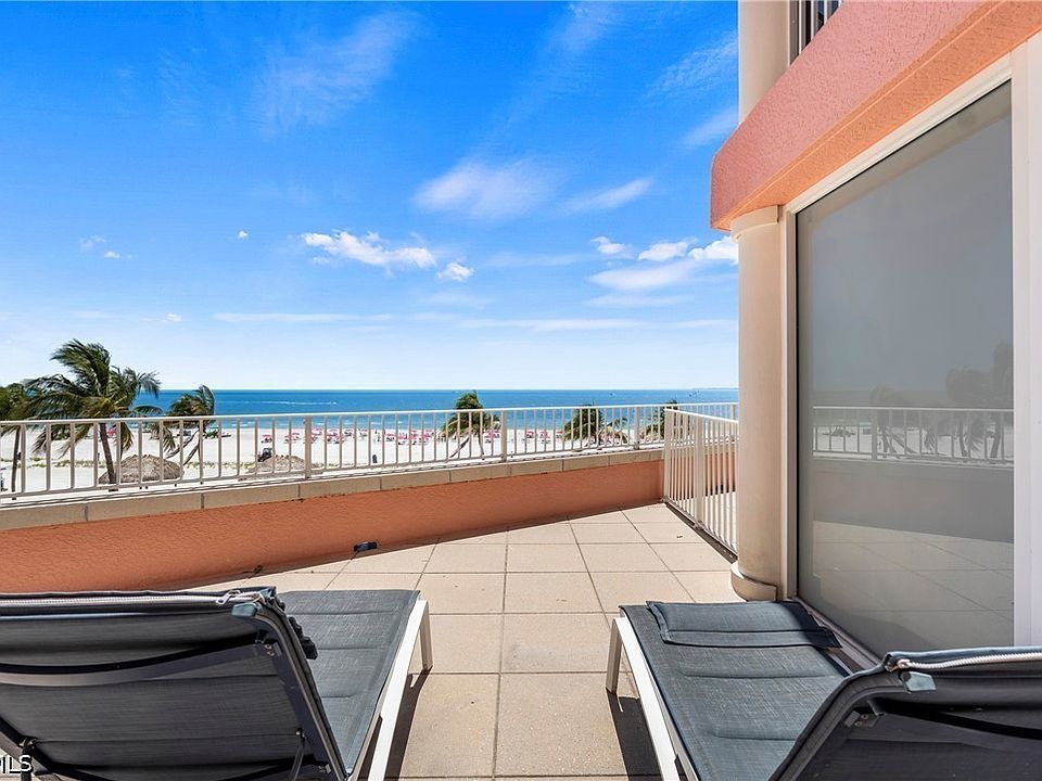 1st image of 190 Estero Blvd #202