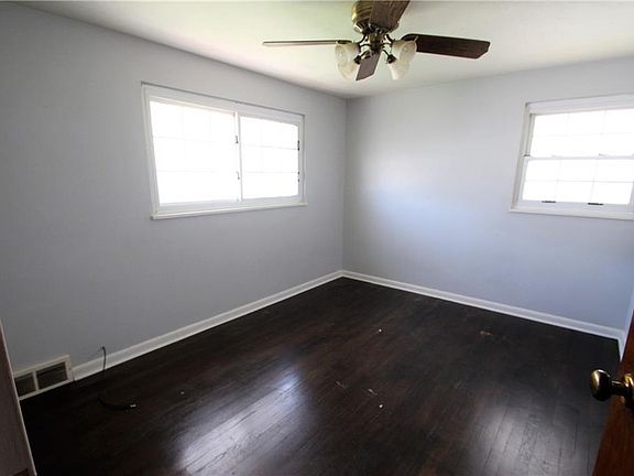 5th image of 317 Buckner Dr #171