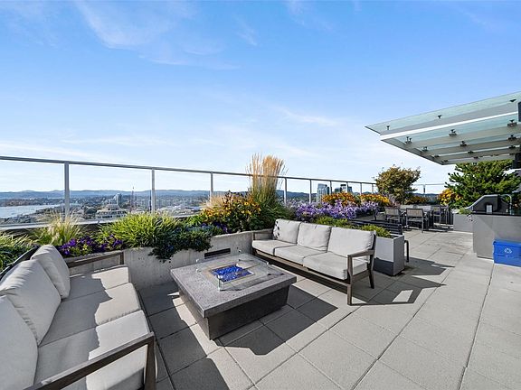 2nd image of 848 Yates St #703