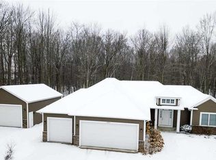 2899 E Iron Woods Pass, Midland, MI 48642