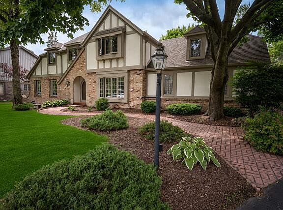 2nd image of 3 Maplewood COURT